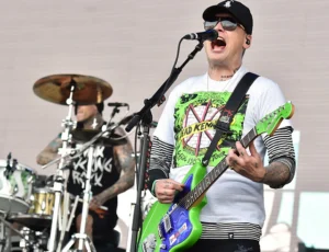  Matt Skiba